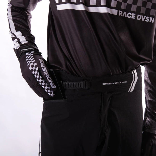 STAY STRONG V2 RACE PANTS - BLACK/BLACK LETTERS